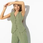 Жилет Стильная львица (green) Charutti (Акция)