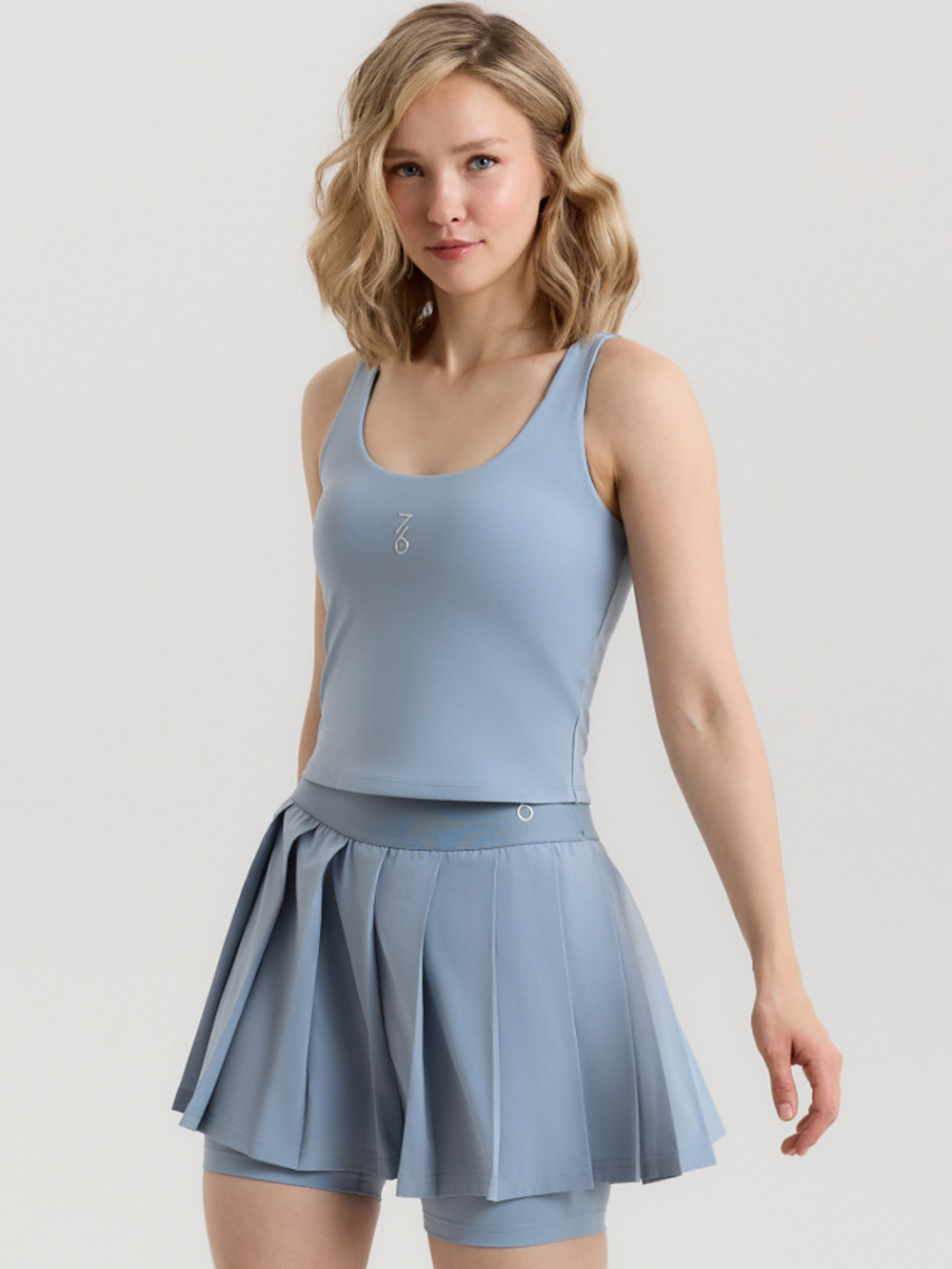 ОДЕЖДА ДЛЯ ТЕННИСА Женская, Юбка с шортиками SEVENSIX NATA SKIRT .