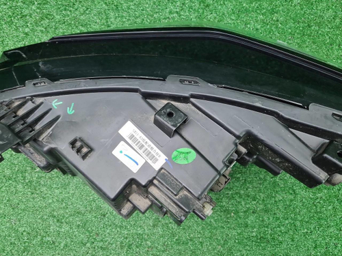 Фара правая Geely Coolray (2023-н.в.) LED