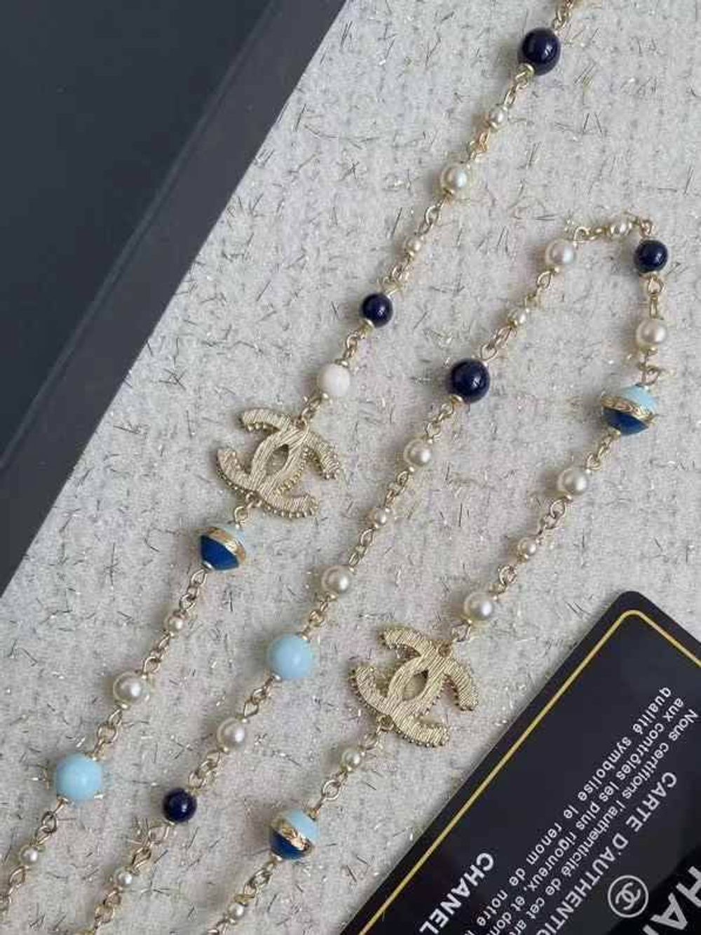 Бусы CHANEL