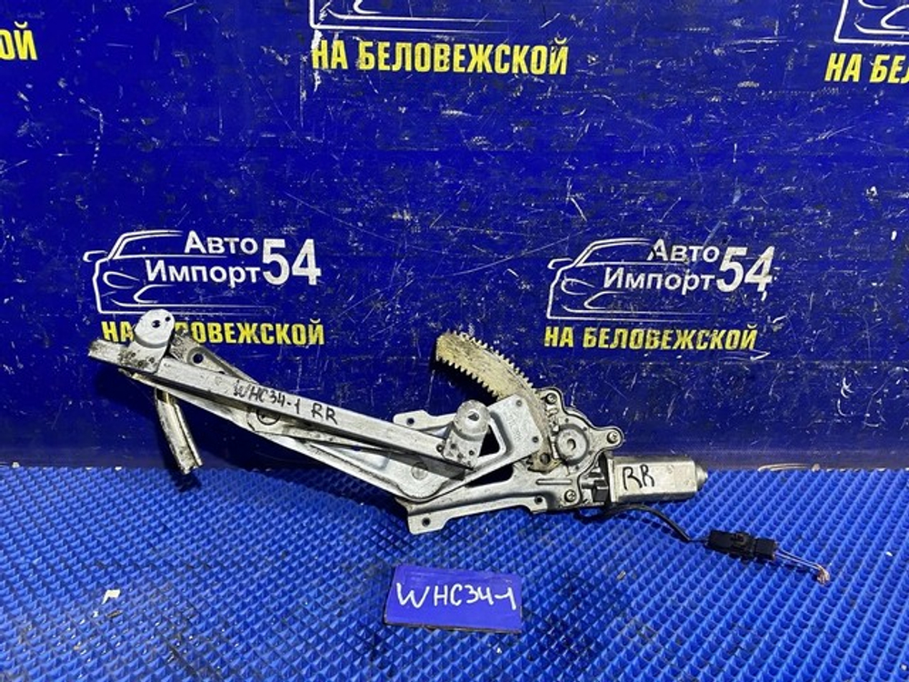 Стеклоподъемник задний правый NISSAN STAGEA 1996-1998