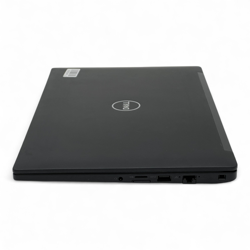 Latitude 7490