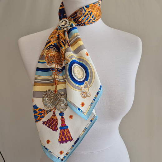 Платок 64x64 см AV-AM058