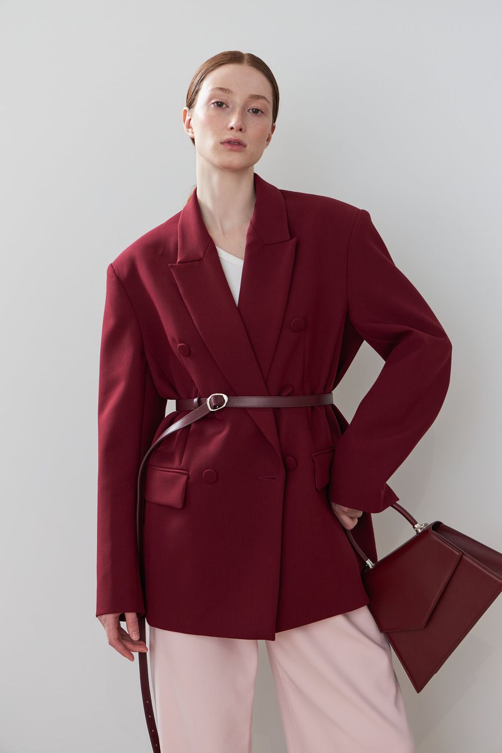 БАЗОВЫЙ ТОНКИЙ РЕМЕНЬ С МЯТОЙ ПРЯЖКОЙ BORDO