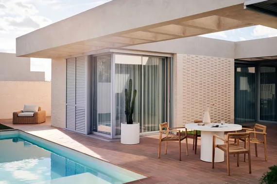 Садовый стул Victoire из массива тика