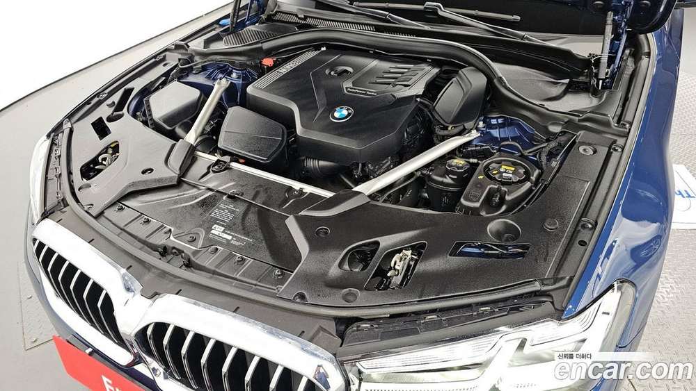 BMW 5 Series (G30) 520i Luxury (11.2020)