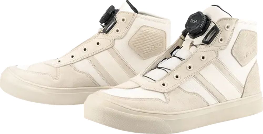 Dog Days CE / Белый