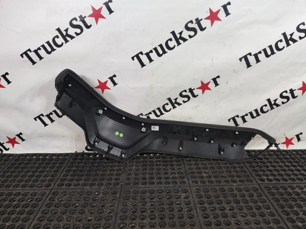 Накладка торпедо 2023г