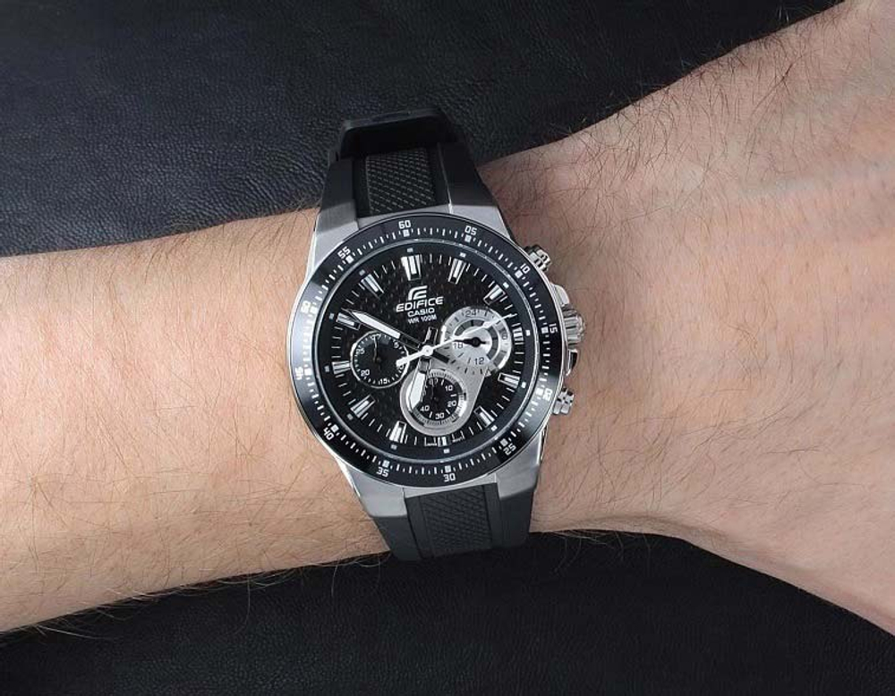 Часы Casio EF-552-1A