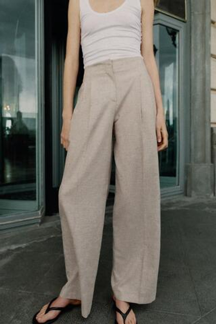 ZARA БРЮКИ ПРЯМОГО КРОЯ СО СКЛАДКАМИ ИЗ СМЕСОВОГО ЛЬНА, ПЕСОЧНЫЙ МЕЛАНЖ