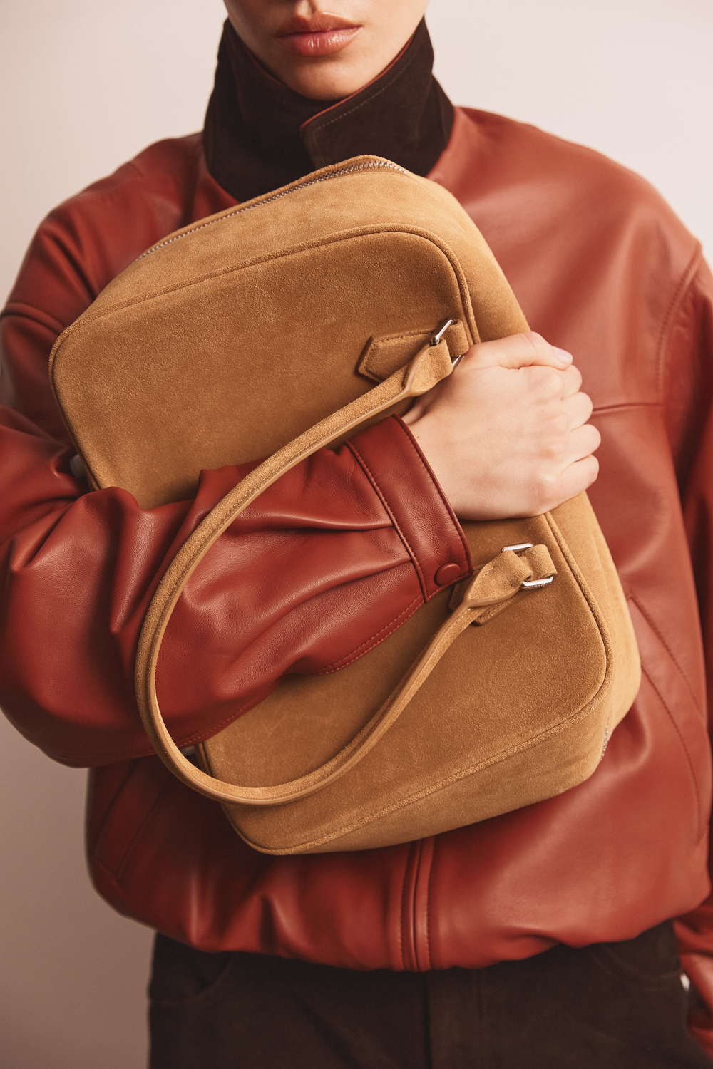 Bag ROMA L NEW suede light caramel color