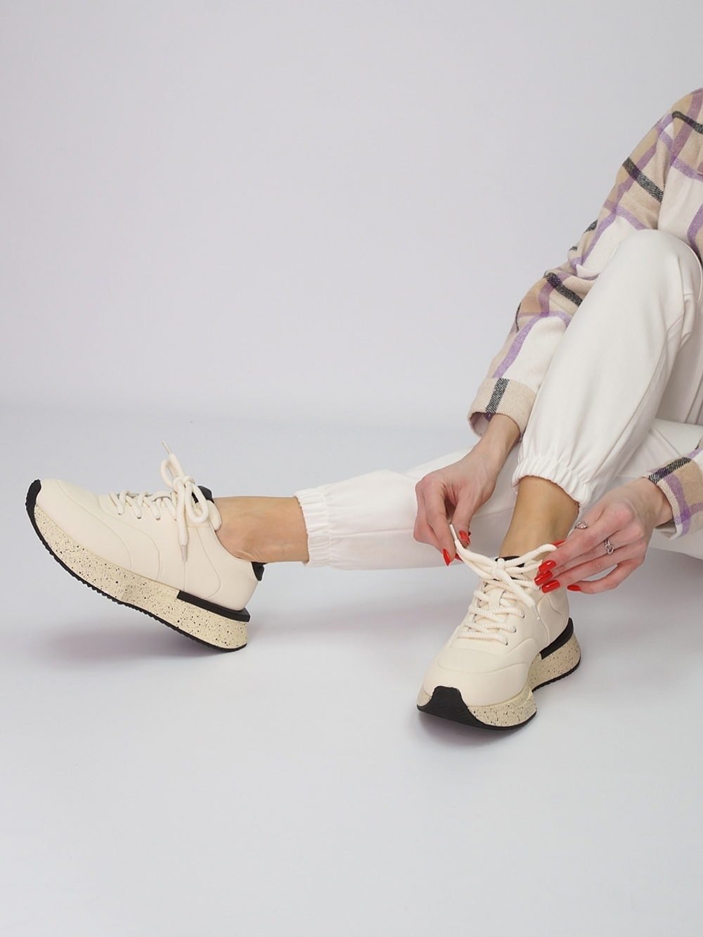 Кроссовки женские демисезонные