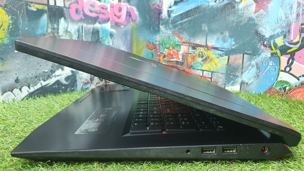 Ноутбук игровой 17" Acer i5/16Gb/GTX 1060 6GB/FHD