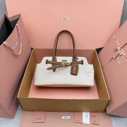 Miu Miu Aventure Bag 30 cm
