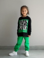 Спортивный костюм для девочки в школу