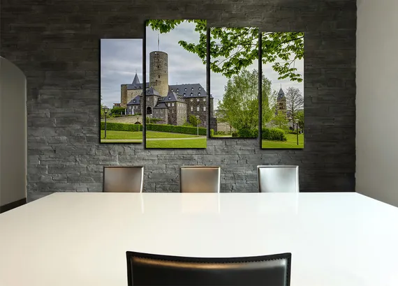 Модульная картина "Городской замок"