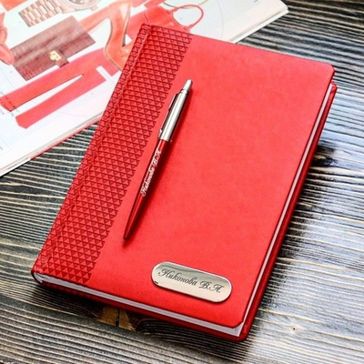 Подарочный набор с гравировкой: Ежедневник недатированный и Шариковая ручка Parker Jotter Essential, Kensington