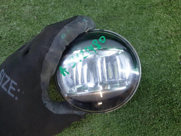 ПТФ правая Toyota Land Cruiser Prado 150 (2017-н.в.) LED