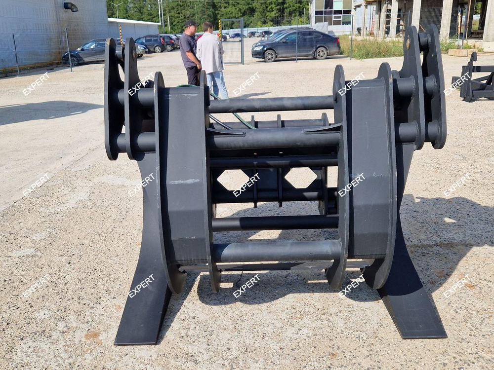 Захват лесной на Экскаватор-погрузчик Амкодор