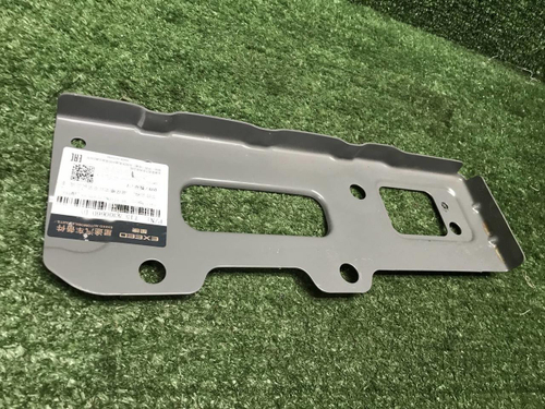 Кронштейн бампера правый Chery Tiggo 7 Pro (20-24)