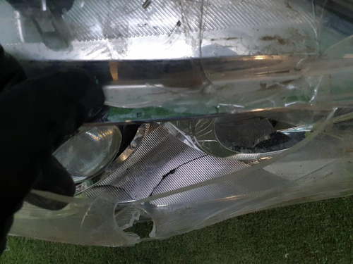 Битая Фара правая Toyota Camry 7 XV50 (2011-2014) ксенон не адаптив