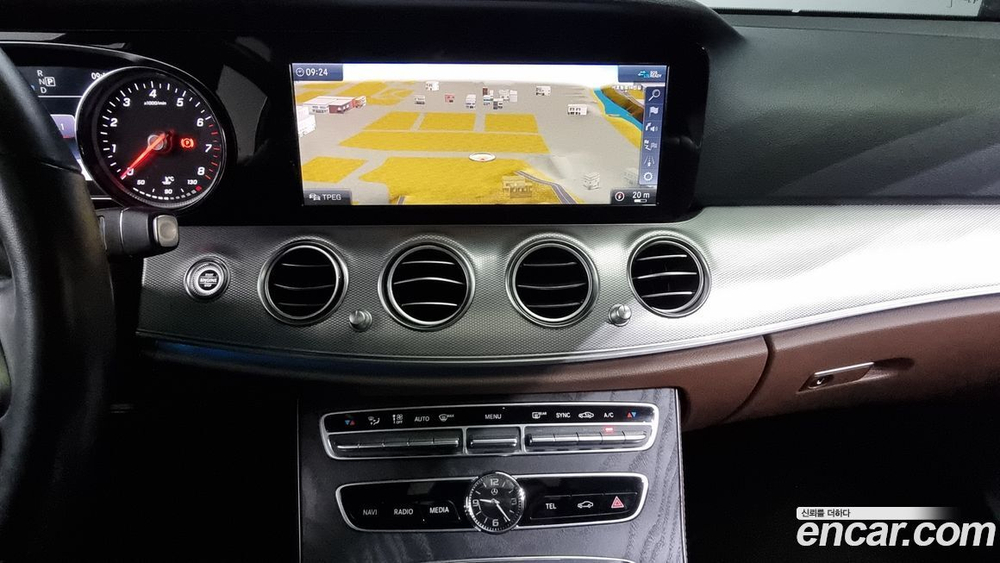Mercedes-Benz E-Class W213 E250 Avangarde (05.2020)