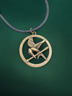 Кулон с Сойкой пересмешницей. Бронзового цвета