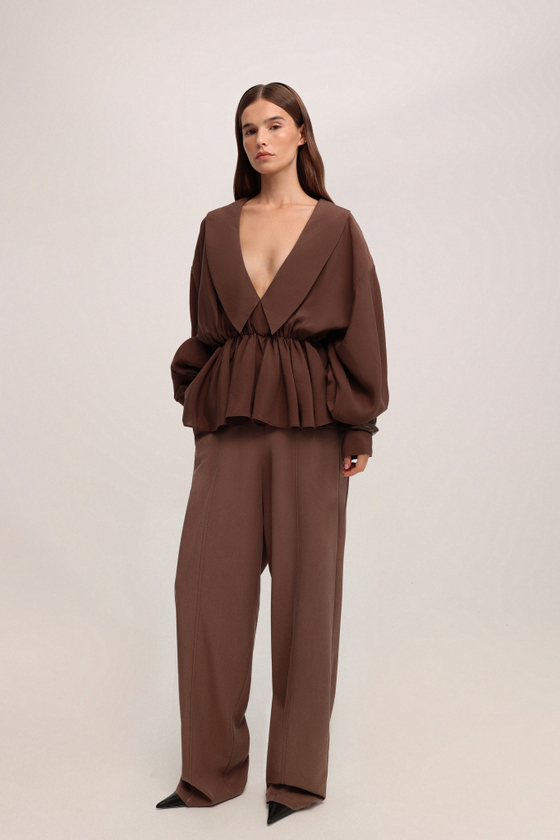 Брюки о-силуэта на кулисе