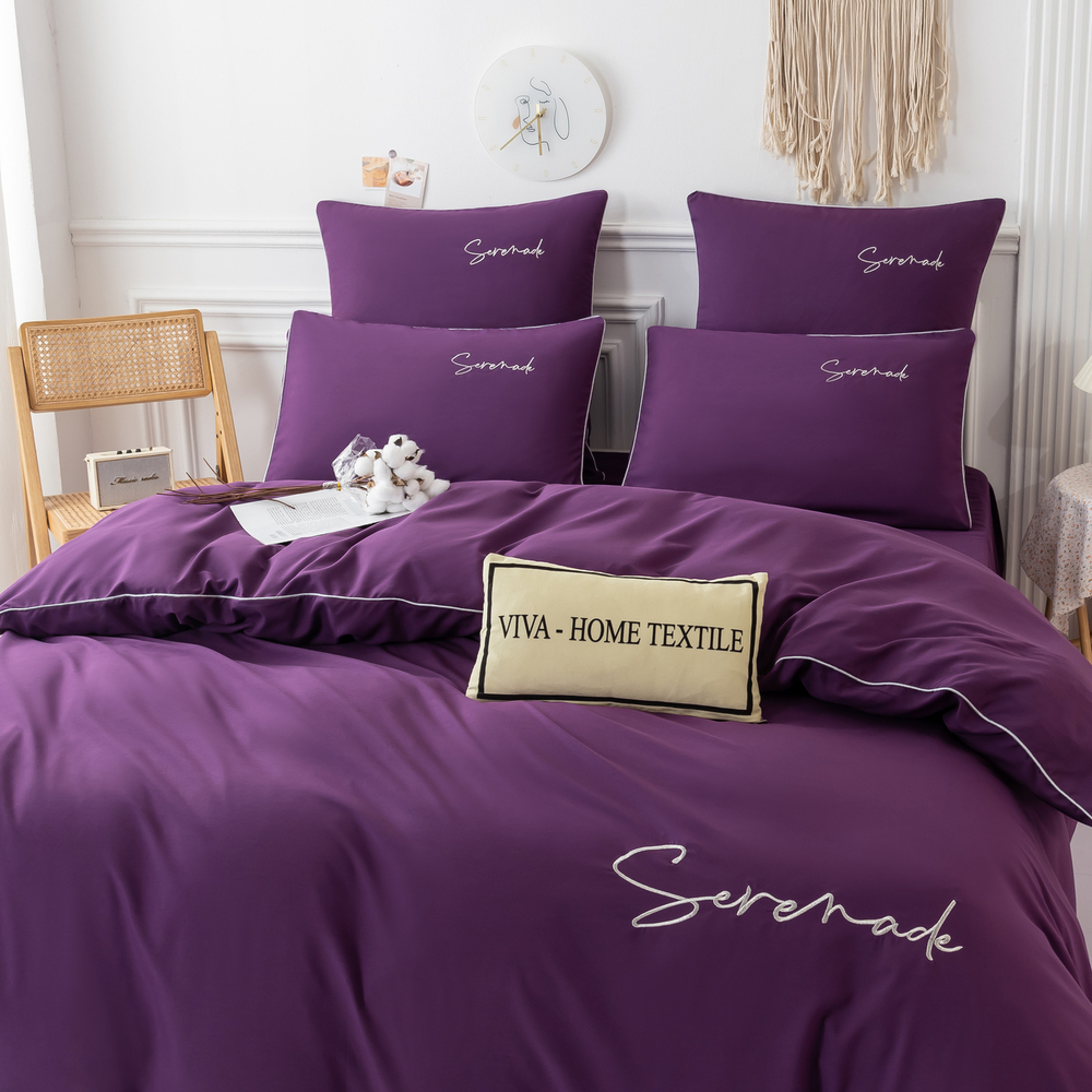 КПБ Однотонный Сатин Вышивка CH027, Евро, 4 наволочки