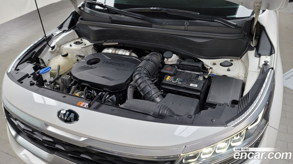 Kia Seltos Бензин 1.6 Turbo 4WD (10.2019)