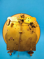 Массивные настенные часы