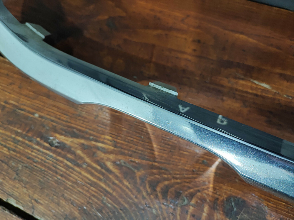 Накладка переднего бампера Mercedes GLC (X253) 15-19 Б/У Оригинал A2538851625