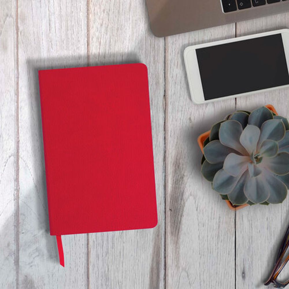 Ежедневник недатированный А5 (138х213 мм) BRAUBERG "Stylish", кожзам, гибкий, 160 л., красный, 111865