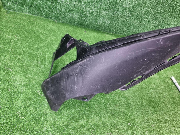 Юбка переднего бампера Geely Atlas 2 (2023-н.в.)