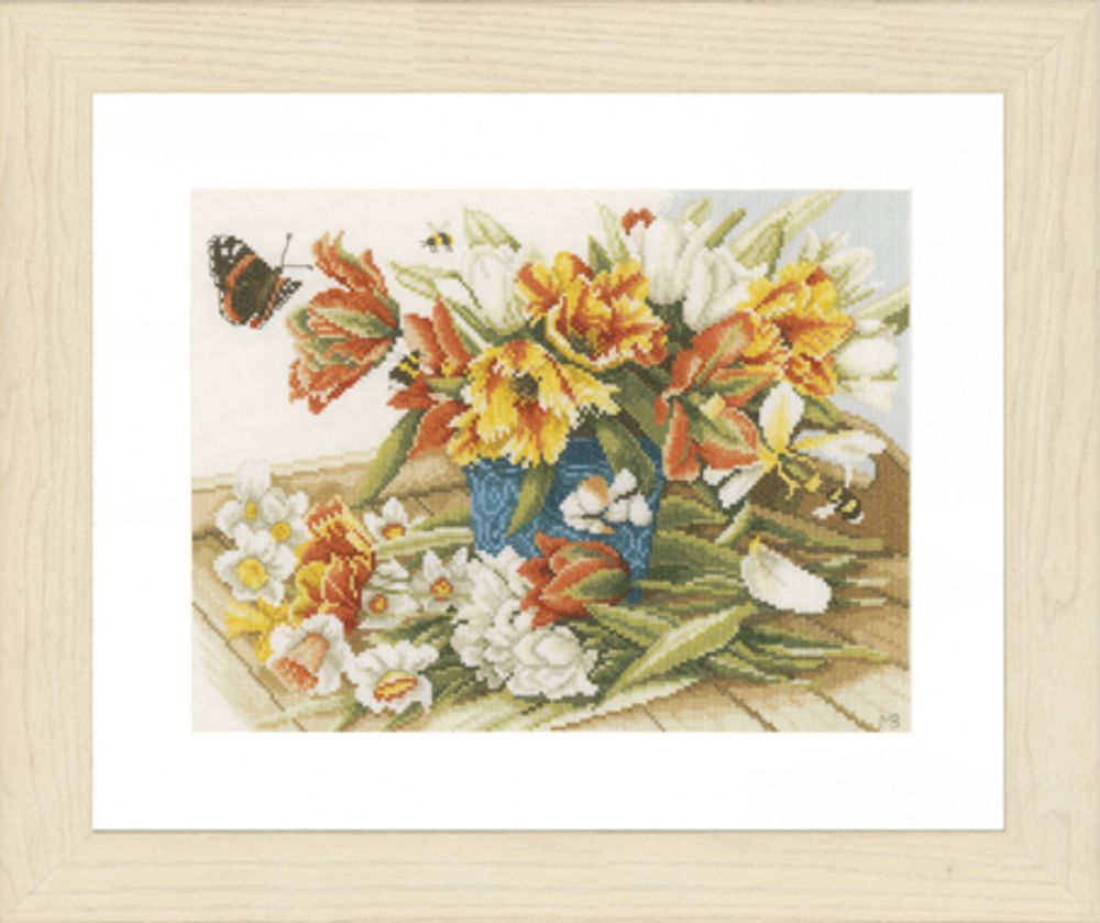 Набор для вышивания Lanarte &quot;Daffodils - tulips &quot;