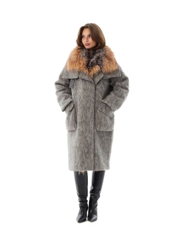 Темно-серое утепленное пальто на молнии с мехом