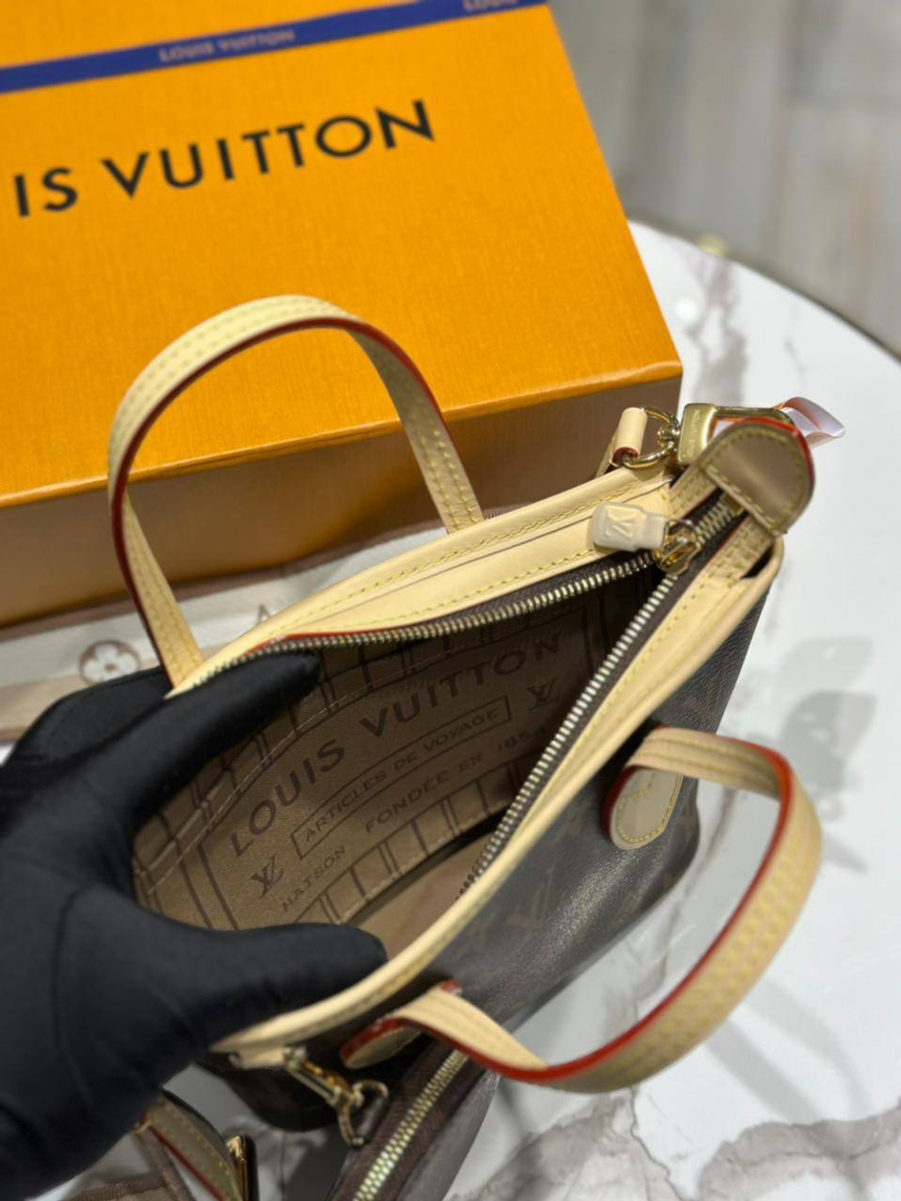 Сумка Louis Vuitton