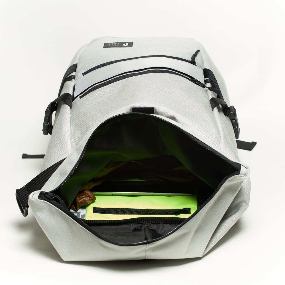 Рюкзак Gosha Orekhov Technic Rolltop L белый