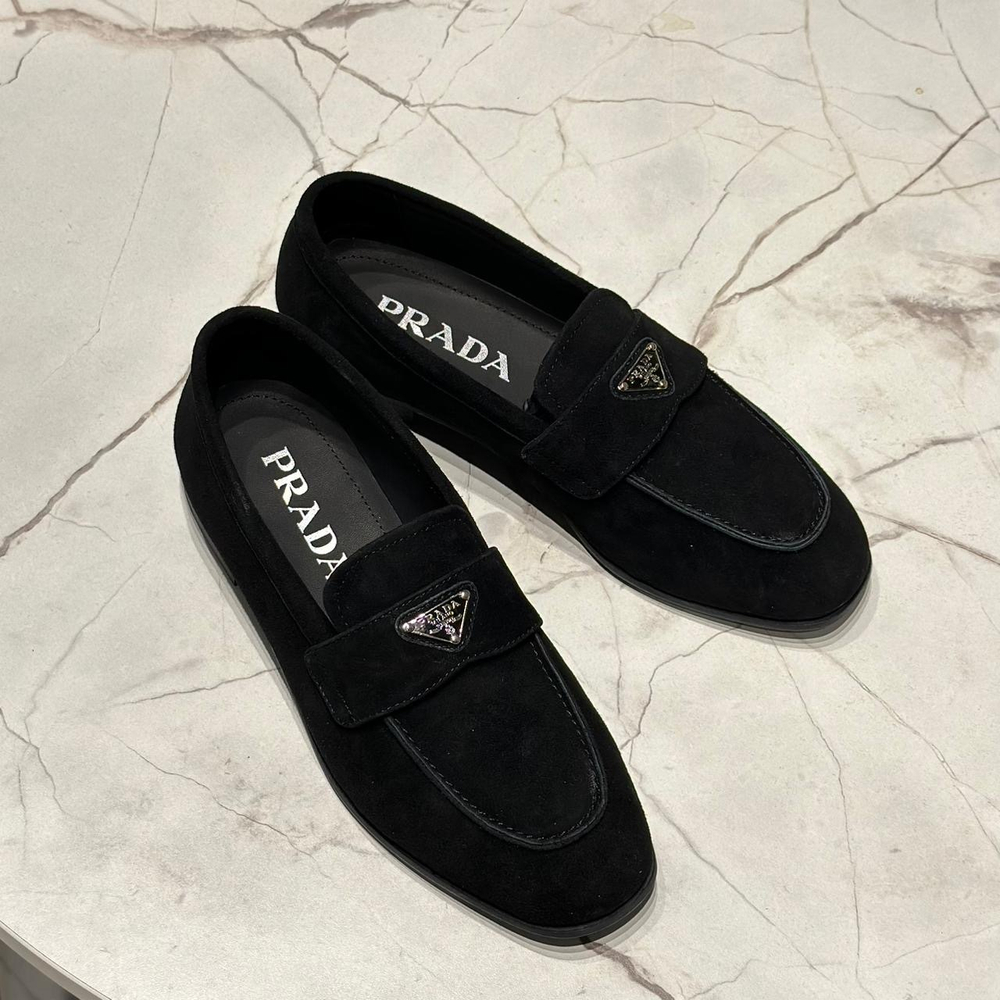 Лоферы Prada