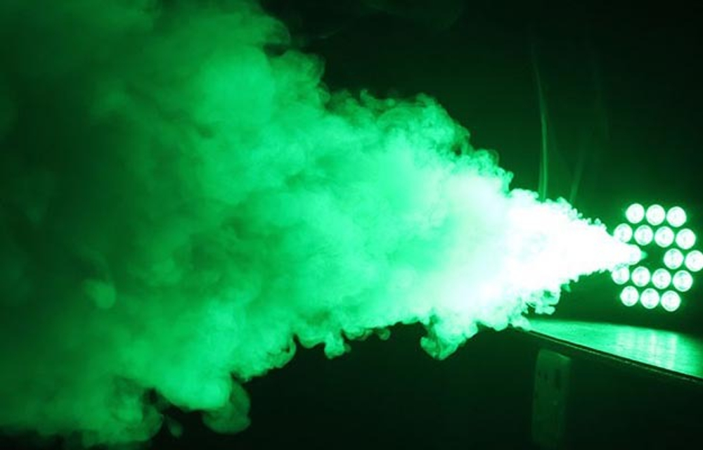 Генератор дыма 500W с RGBW подсветкой и эффектом стробоскопа
