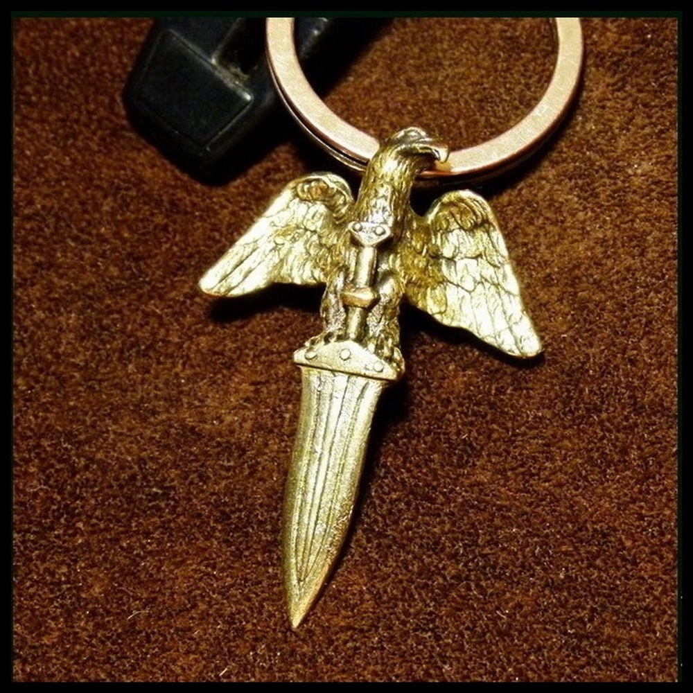 кулон "Амулет Римского легионера" латунь