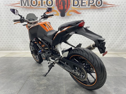 KTM 125 Duke , 2012