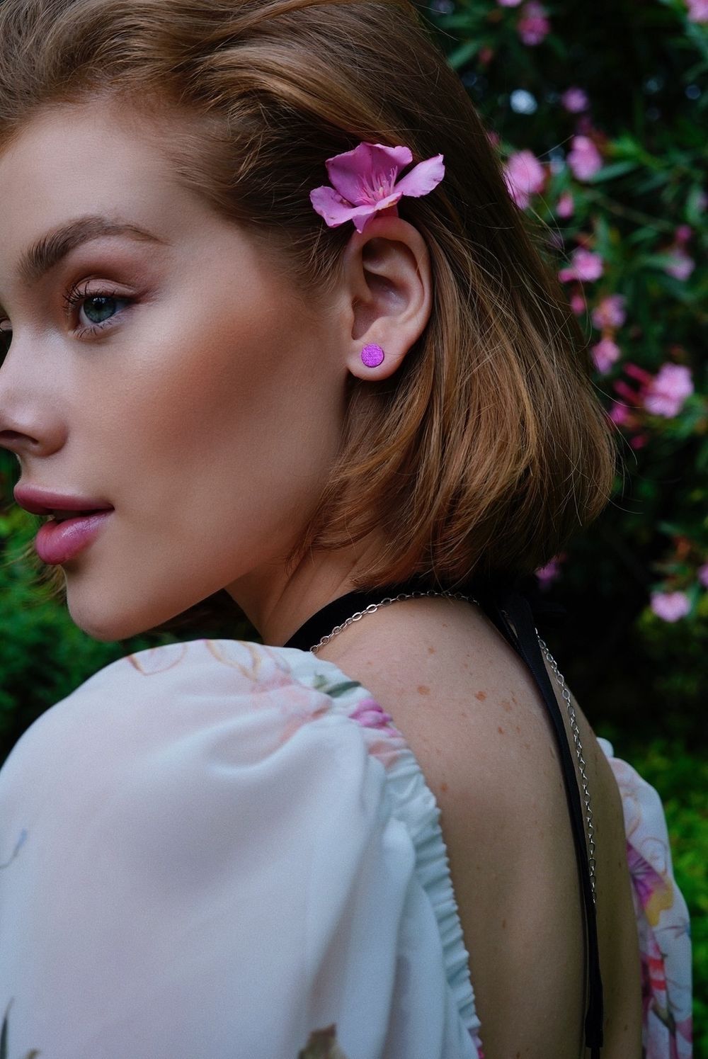 Cерьги-пусеты круг Fuchsia