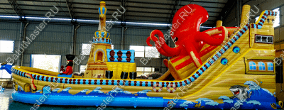 Коммерческий надувной батут "Корабль с осьминогом" 19*9*7 м