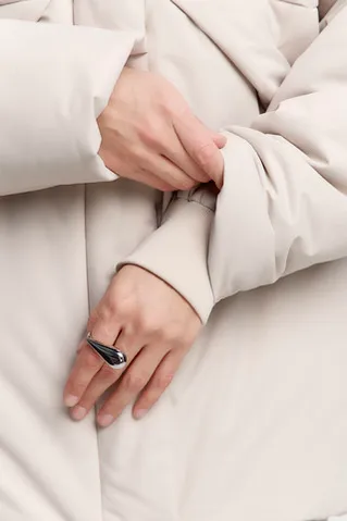 Куртка зимняя на утеплителе Isosoft бежевого цвета