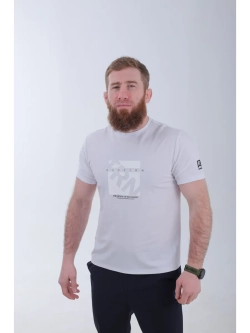 Базовая футболка белая