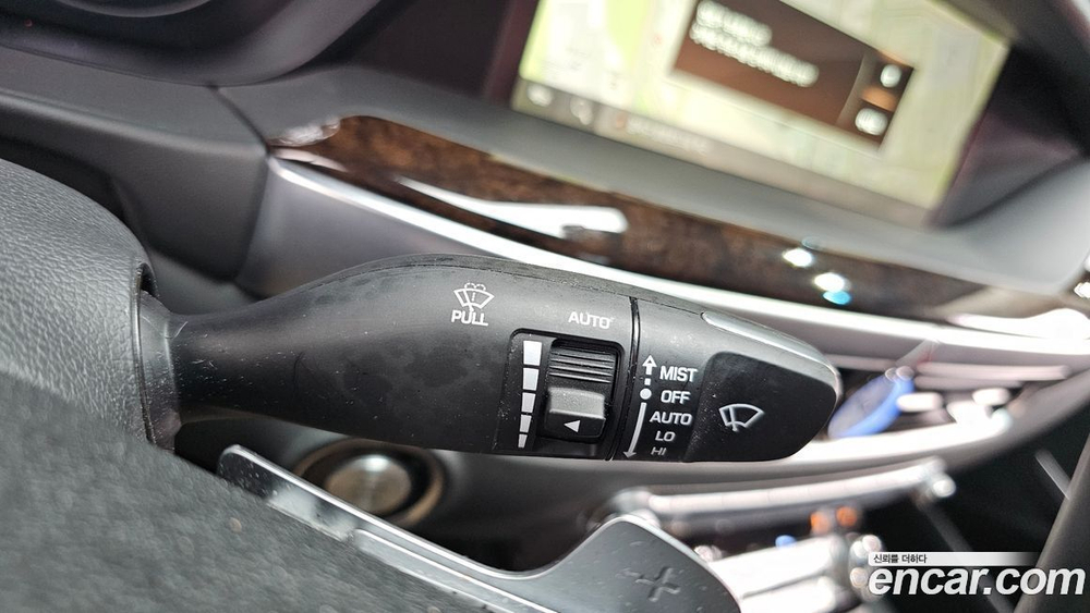 Genesis G90 3.8 AWD (11.2019)