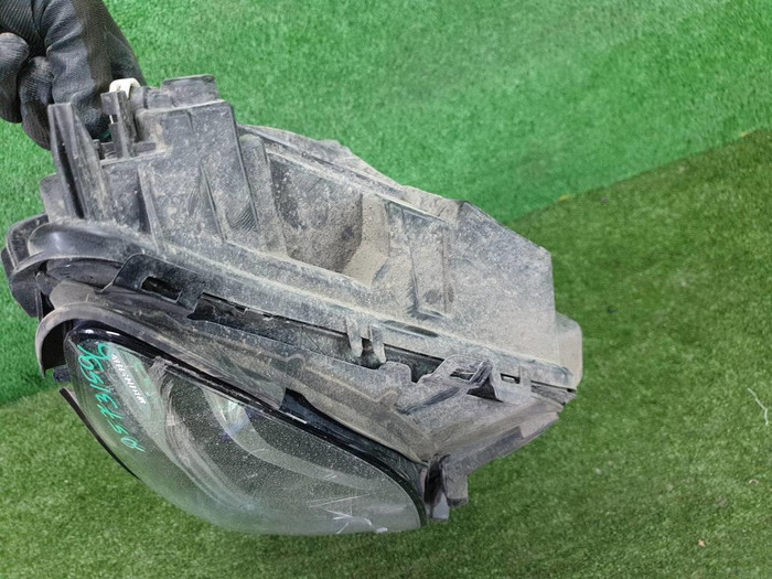 Фара левая Mercedes GLC X253 (2015-2019) LED