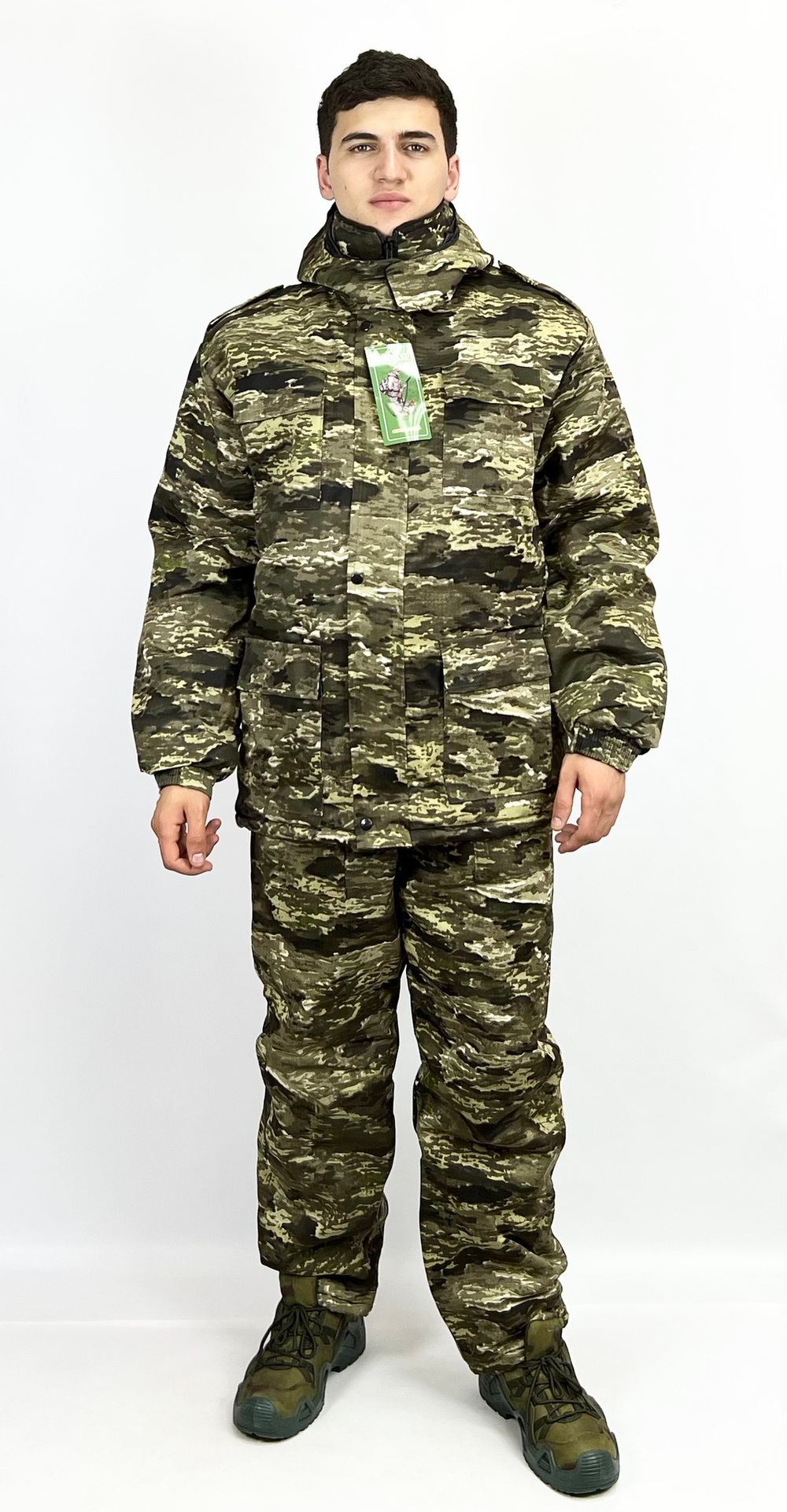 Костюм камуфляжный зимний