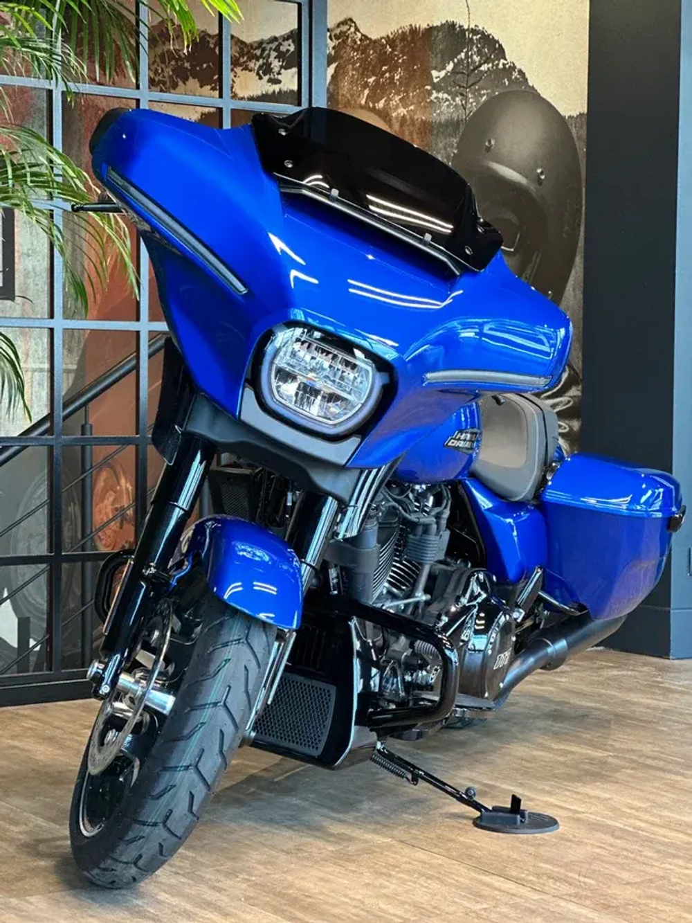 STREET GLIDE SPECIAL, 2024 (Blue Burst/Black Trim)